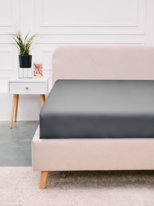 Простыня на резинке из поплина гладкокрашеного - Серый