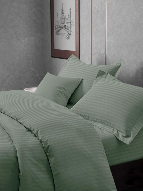 Постельное белье сатин страйп с простыней на резинке - Зеленый