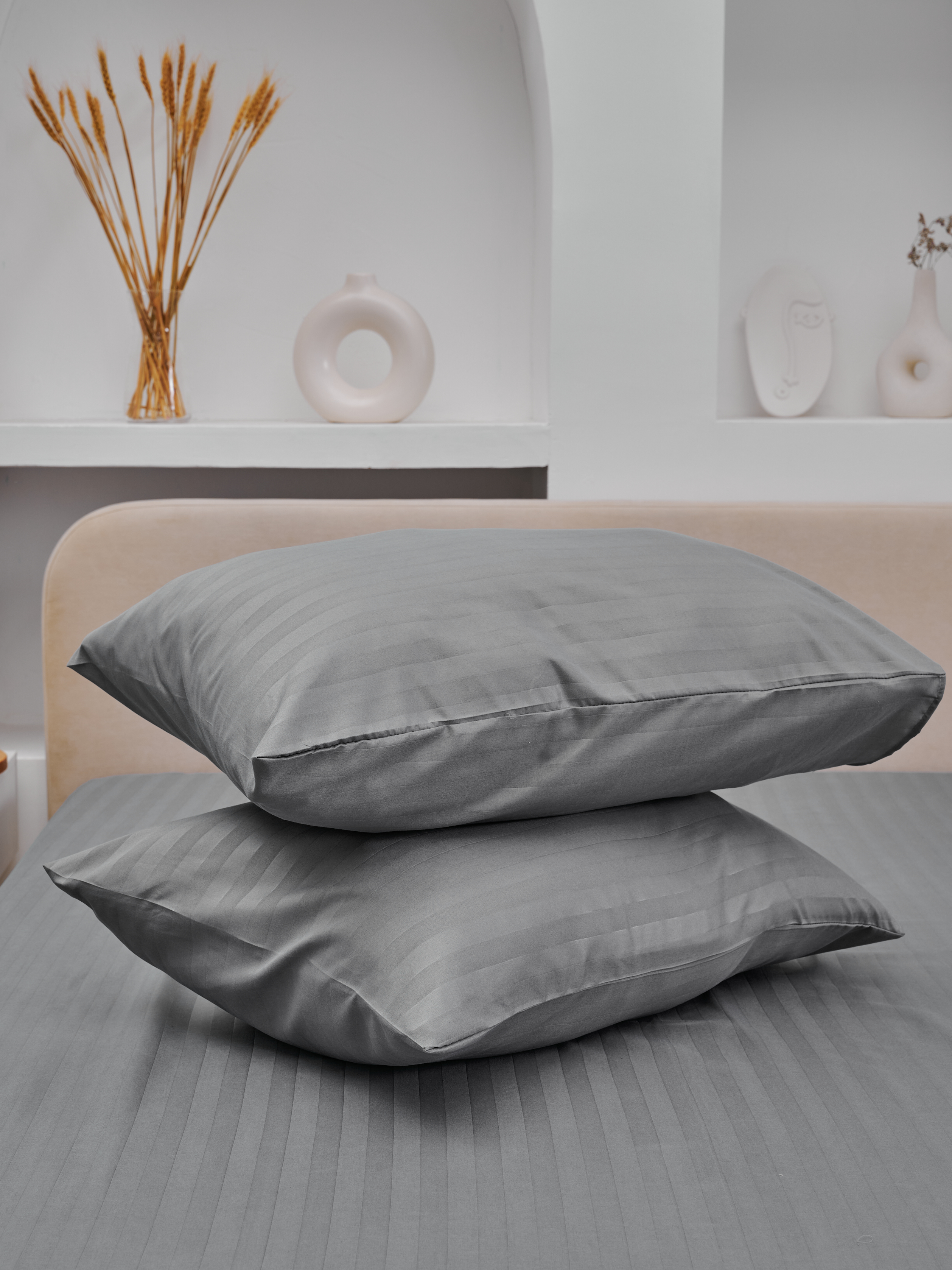 Наволочка микрофибра страйп - Светло-серый Наволочка микрофибра страйп - Светло-серый - фото